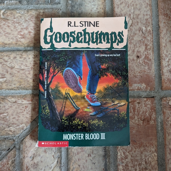 Goosebumps Book Lot - R.L. Stine - scholastic - retro - good used condition - Picture 6 of 15